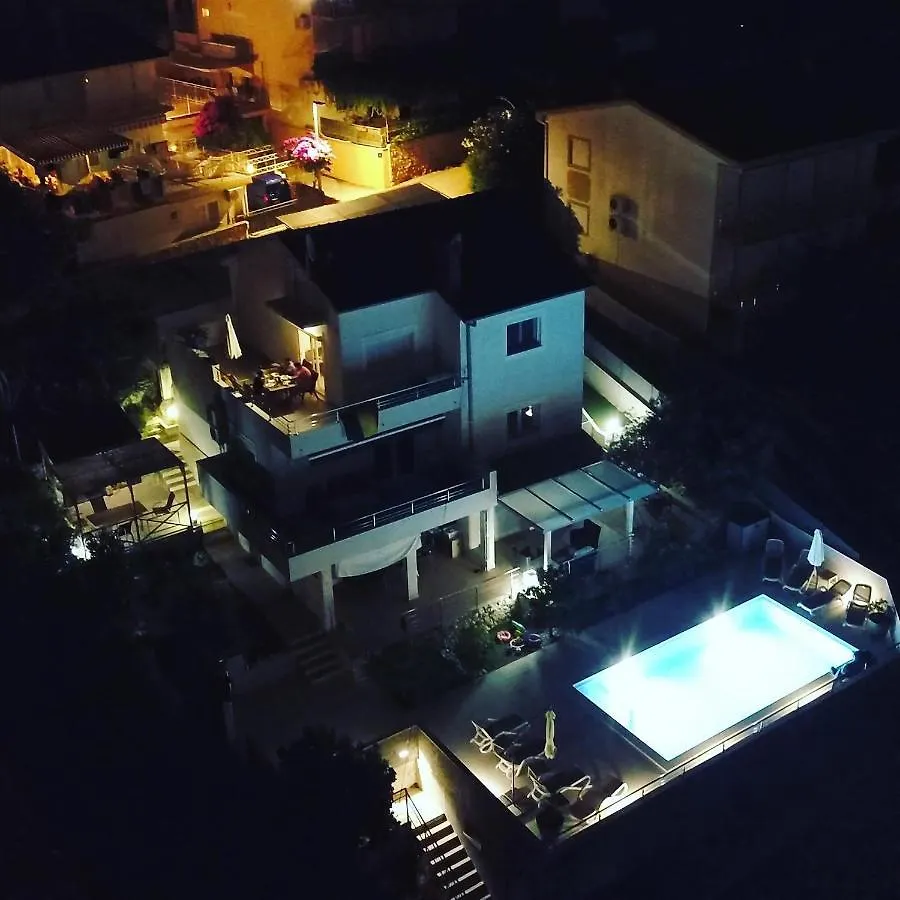 Charming Modern House With The New Swimming Pool - Apartment Maya 1 Trogir 0*,  Croatia