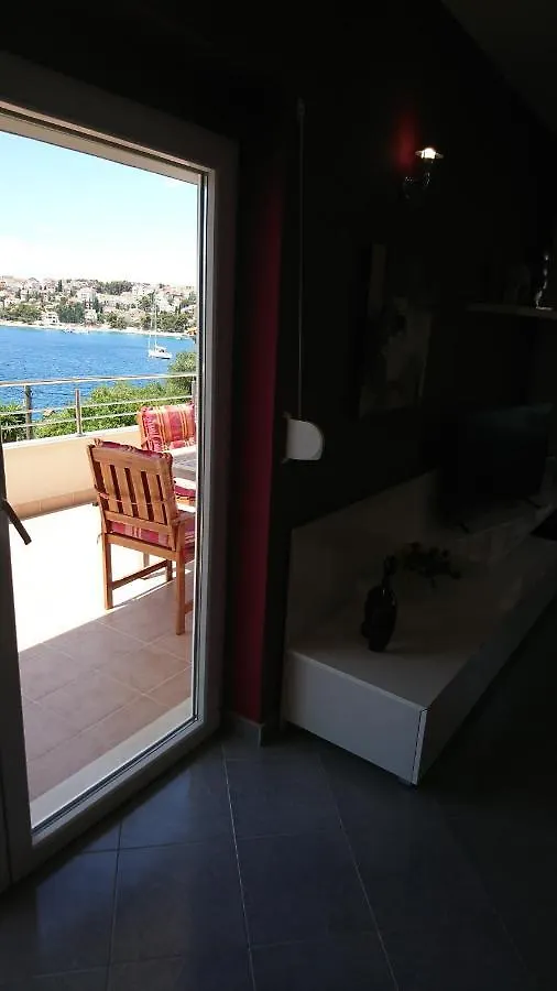 Charming Modern House With The New Swimming Pool - Apartment Maya 1 Trogir