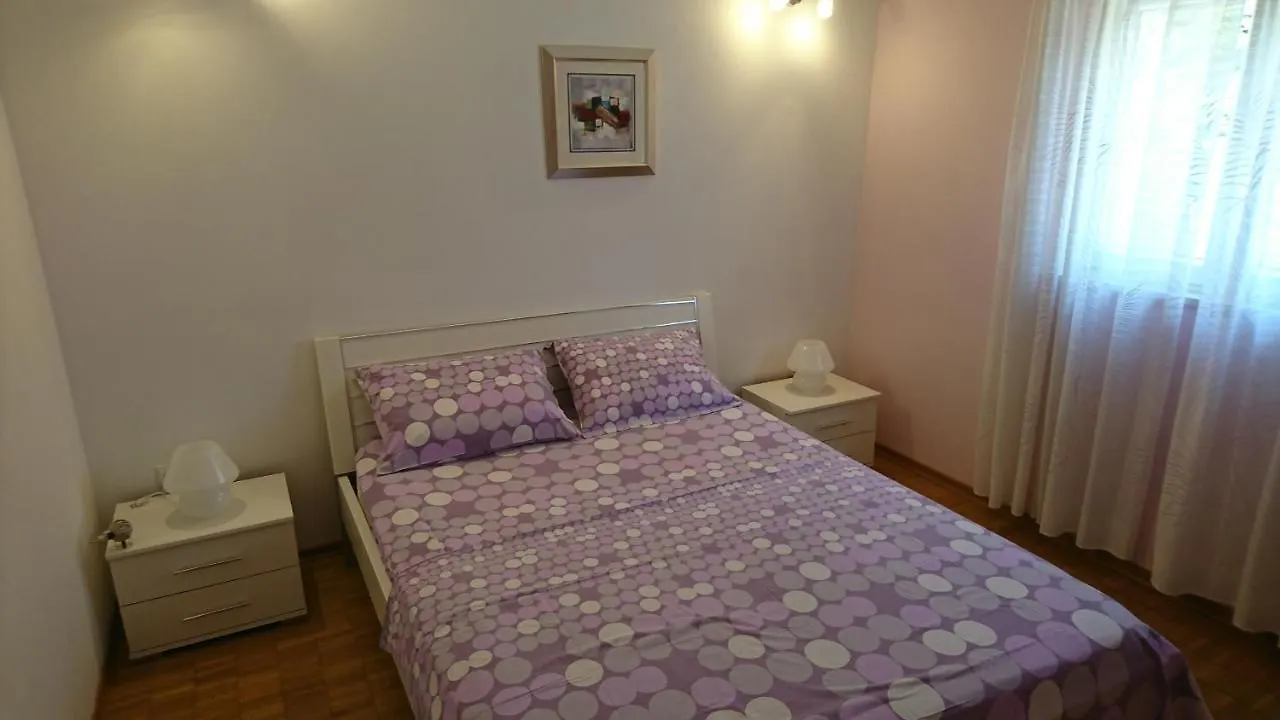 Charming Modern House With The New Swimming Pool - Apartment Maya 1 Trogir