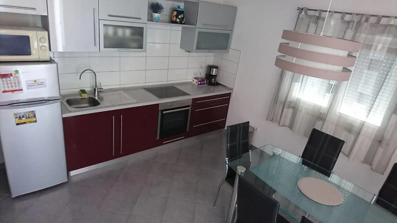 Charming Modern House With The New Swimming Pool - Apartment Maya 1 Trogir