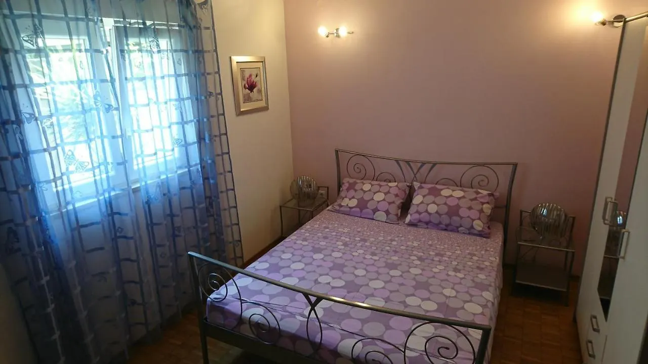 Charming Modern House With The New Swimming Pool - Apartment Maya 1 Trogir