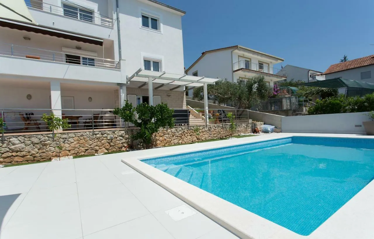 Charming Modern House With The New Swimming Pool - Apartment Maya 1 Trogir Croatia