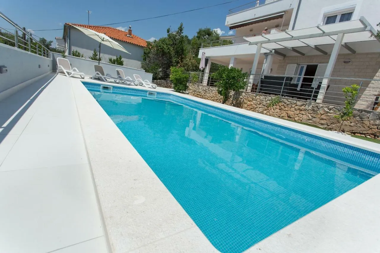 Charming Modern House With The New Swimming Pool - Apartment Maya 1 Trogir