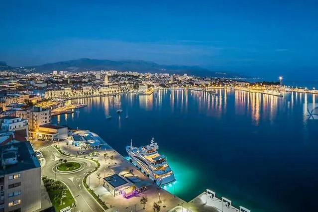 Charming Modern House With The New Swimming Pool - Apartment Maya 1 Trogir Croatia