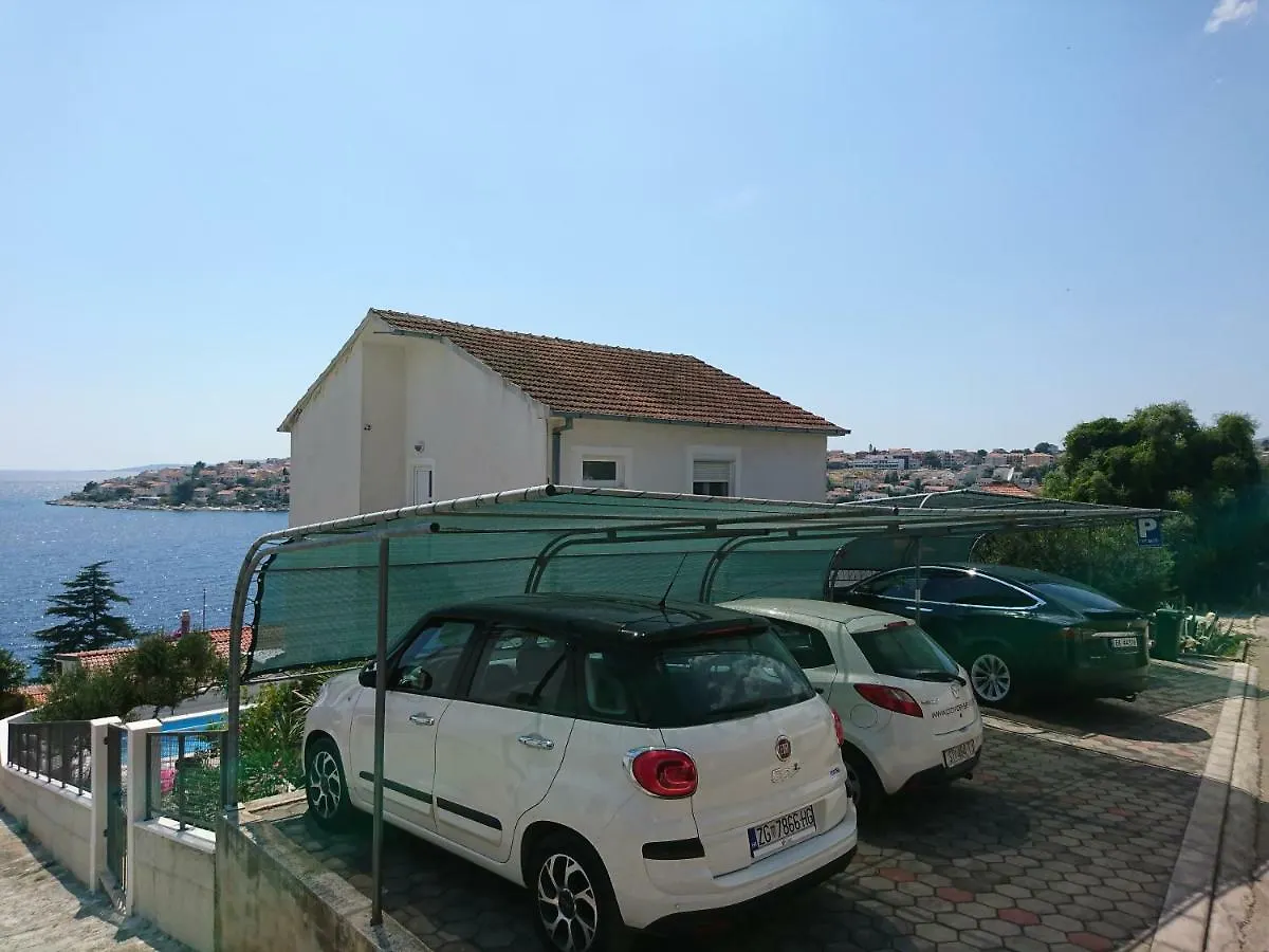 Charming Modern House With The New Swimming Pool - Apartment Maya 1 Trogir Croatia